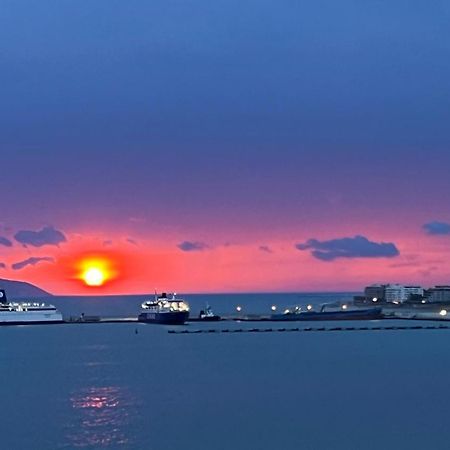 Vlorë Marina Premium Hotel & Apartment מראה חיצוני תמונה