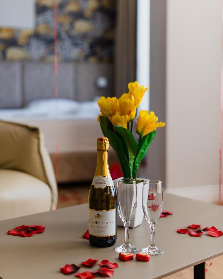 Vlorë Marina Premium Hotel & Apartment מראה חיצוני תמונה