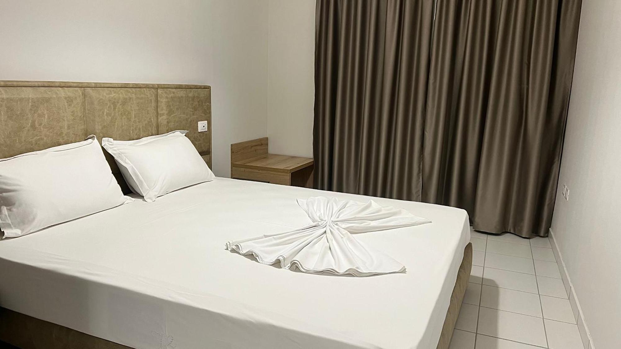 Vlorë Marina Premium Hotel & Apartment חדר תמונה